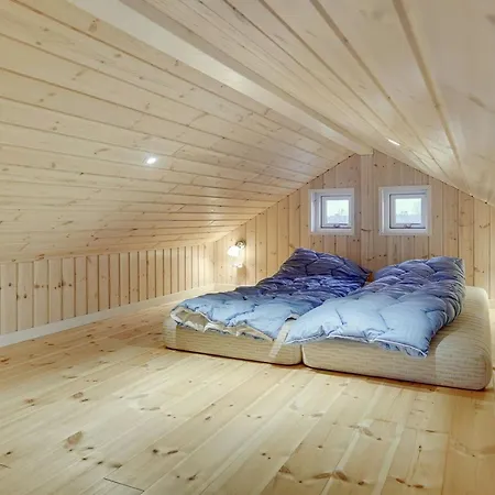 Domi - 1-2km From The Sea By Interhome