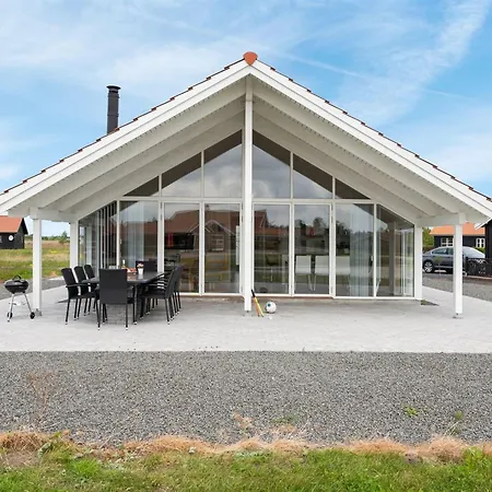 Domi - 1-2km From The Sea By Interhome Bøtø By