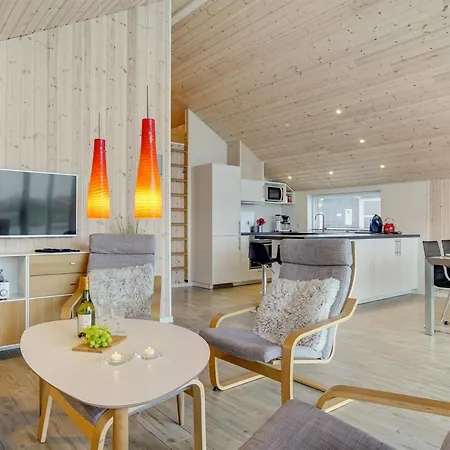Domi - 1-2km From The Sea By Interhome Bøtø By